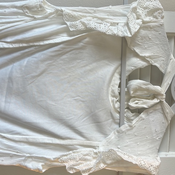 White open back lace top - Picture 6 of 6